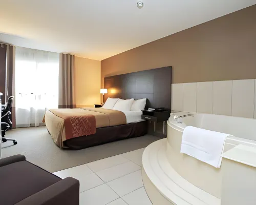 Comfort Inn Hotels in Cornwall