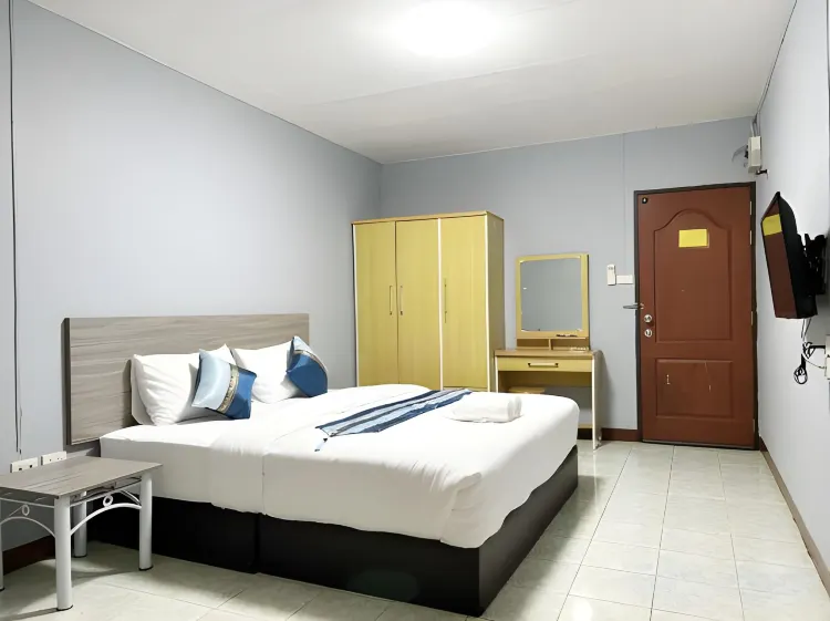 ห้องสแตนดาร์ด เตียงใหญ่ 1 เตียง