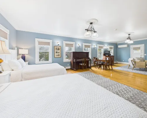 Dodge Cottage Hotels in Block Island