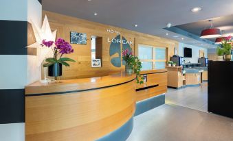Hotel Loreak - Housity