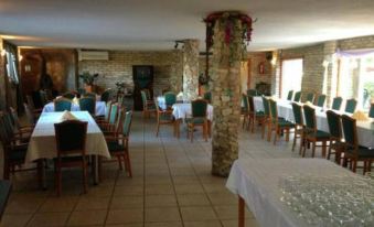 Andrassy Thermal Hotel - Housity