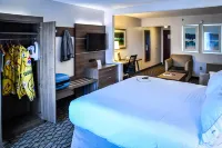 Holiday Inn Express & Suites CONCORD by IHG