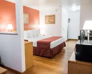 Econo Lodge Old Town Hotel a 