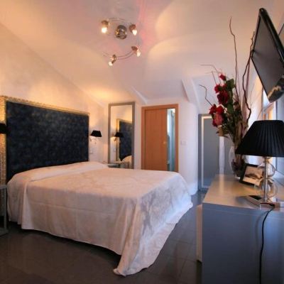 Standard Quadruple Room Hotel La Meridiana Promo Code