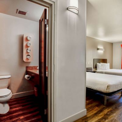 2 Queen Beds Room, Non-Smoking Motel 6 Hesperia, CA - West Main Street I-15 Promo Code
