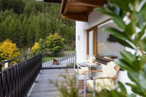 带露台的一室公寓