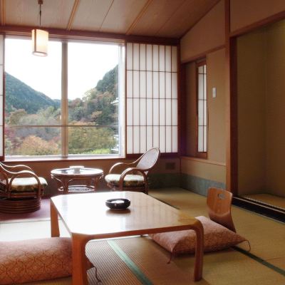 和風ルーム(8畳) 紅葉館 　きらくや クーポン
