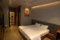 V Hotel