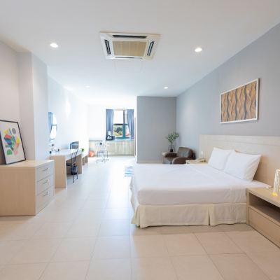 Studio Kupon Golden View Serviced Apartment