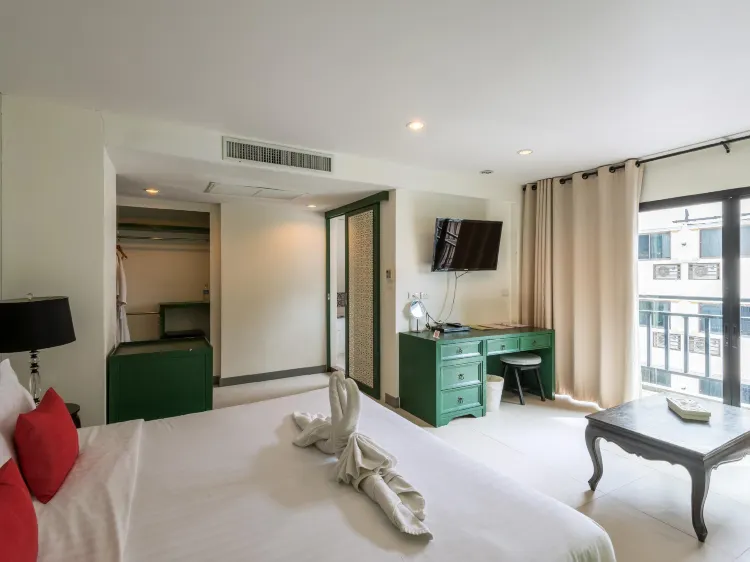 Acca Junior Suite