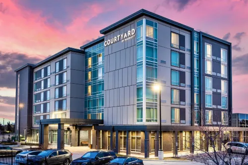 Courtyard Burlington