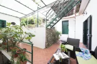 Dint' a Torre Bed & Breakfast