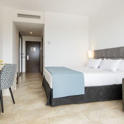 Connecting Family Room Ilunion Calas de Conil Promo Code