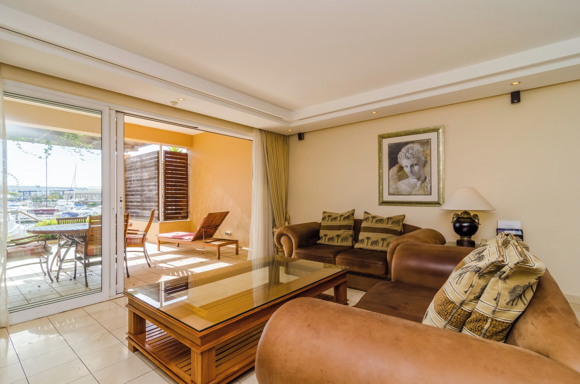 Mountain Marina Luxury Apartments高级两卧室1