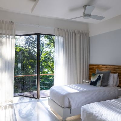 Deluxe Friend Balcony Nya Hotel Promo Code