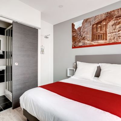Standard Double Room, 1 Queen Bed, Non Smoking Paris hôtel Promo Code