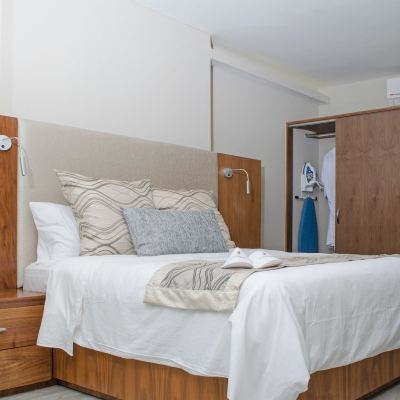 Executive Queen Room JTowers Promo Code