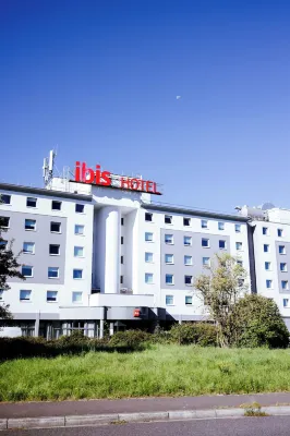 Ibis Luxembourg Aéroport Hotel di 