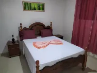Casa Cabral : Big Apartment next to the beach Hotel a 