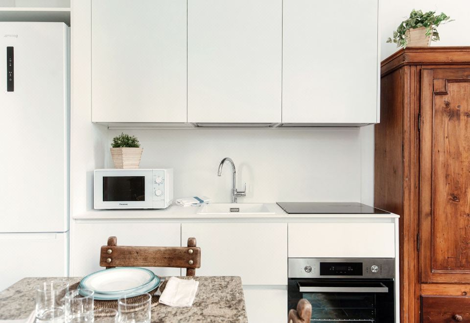 Villa Eugenia suite 2Apartment With Lake View