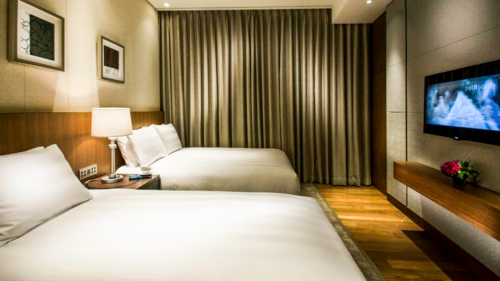 标准家庭双床间