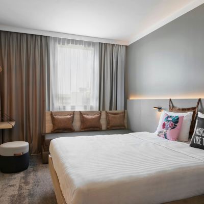 Family Room Moxy Amiens Promo Code