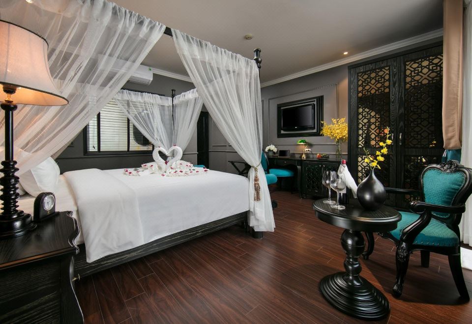 Grande Collection Hotel & SpaJunior Suite With Balcony