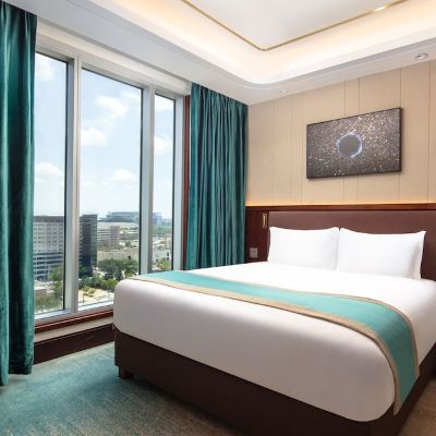 One-Bedroom King Suite Blossom Hotel Houston Medical Center Promo Code