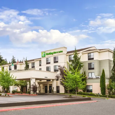 Holiday Inn & Suites BOTHELL by IHG Отели в г. Ботелл