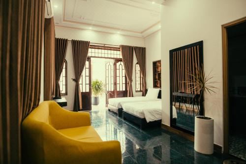 House of LY Deluxe Double Room with Balcony