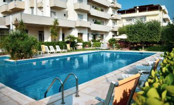 Hotel Costa Verde - Housity