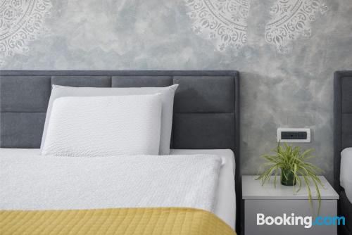 带阳台及海景的家庭房