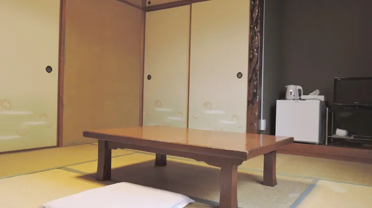 ビジネスホテル サンライズ 部屋