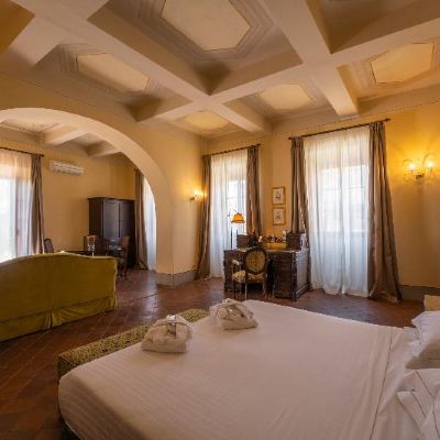 Suite with Private Terrace Palazzo Leopoldo Dimora Storica & Spa Promo Code