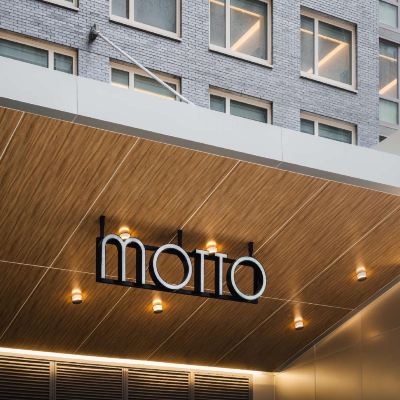 家庭連通套房•三大床•一上下鋪床•一雙床 紐約時代廣場希爾頓Motto飯店優惠
