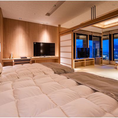 Special Japanese/Western-Style Corner Suite With Scenic View Bath (Top Floor) 萩本陣 クーポン