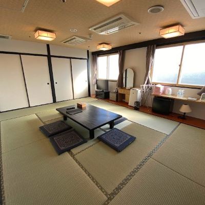 ラン・オブ・ザ・ハウス 瀬戸大橋温泉やま幸 クーポン