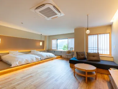Gyokusenkaku Hotels in 