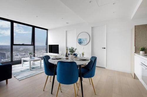 带城景的双卧室公寓