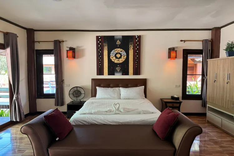 ห้องซูพีเรียร์ดับเบิลเบด 1 (ทุ่งละคร)