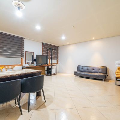 Family Suite Ondol (Economy-Friendly Natural Wallpaper Room) Sokcho Jamjari Motel Promo Code