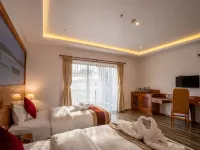 Manigram Bishram Batika Pvt Ltd 틸로타마 호텔