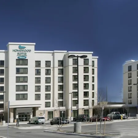 Homewood Suites by Hilton Toronto Airport Corporate Centre