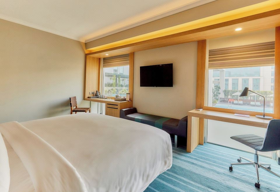 Aloft New Delhi AerocityAloft King Room Non smoking