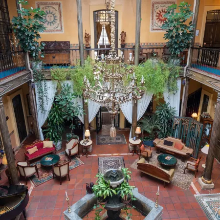 Mansion Alcazar