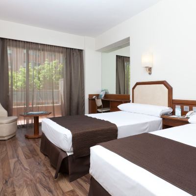 Connecting Room 巴拉哈斯參議員酒店優惠