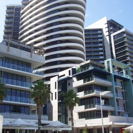 AKOM AT Docklands