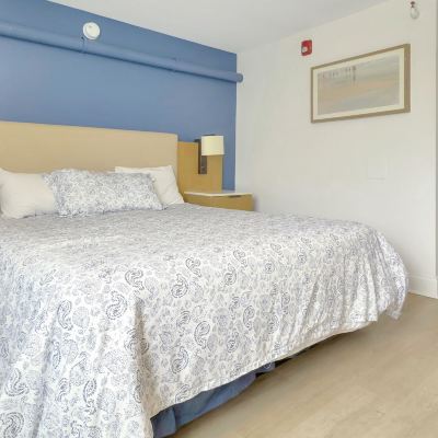 Superior Single Room Trade Winds Inn Promo Code