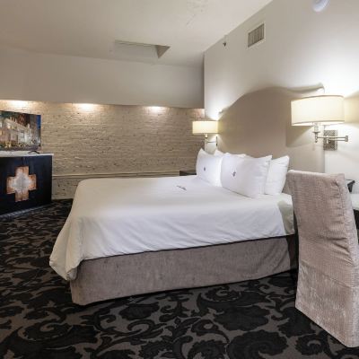 Basic Room, 1 Queen Bed, No Windows (Rockstar Room (Rsr)) International House Hotel Promo Code