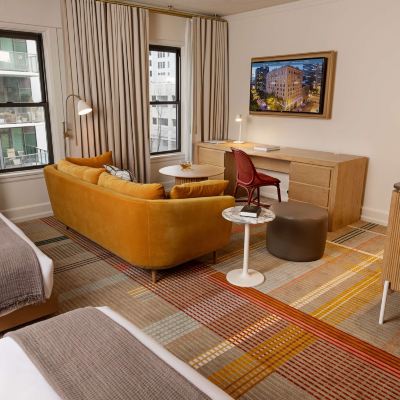 DELUXE ROOM, 2 Queen, Cityview Hotel Ändra Promo Code